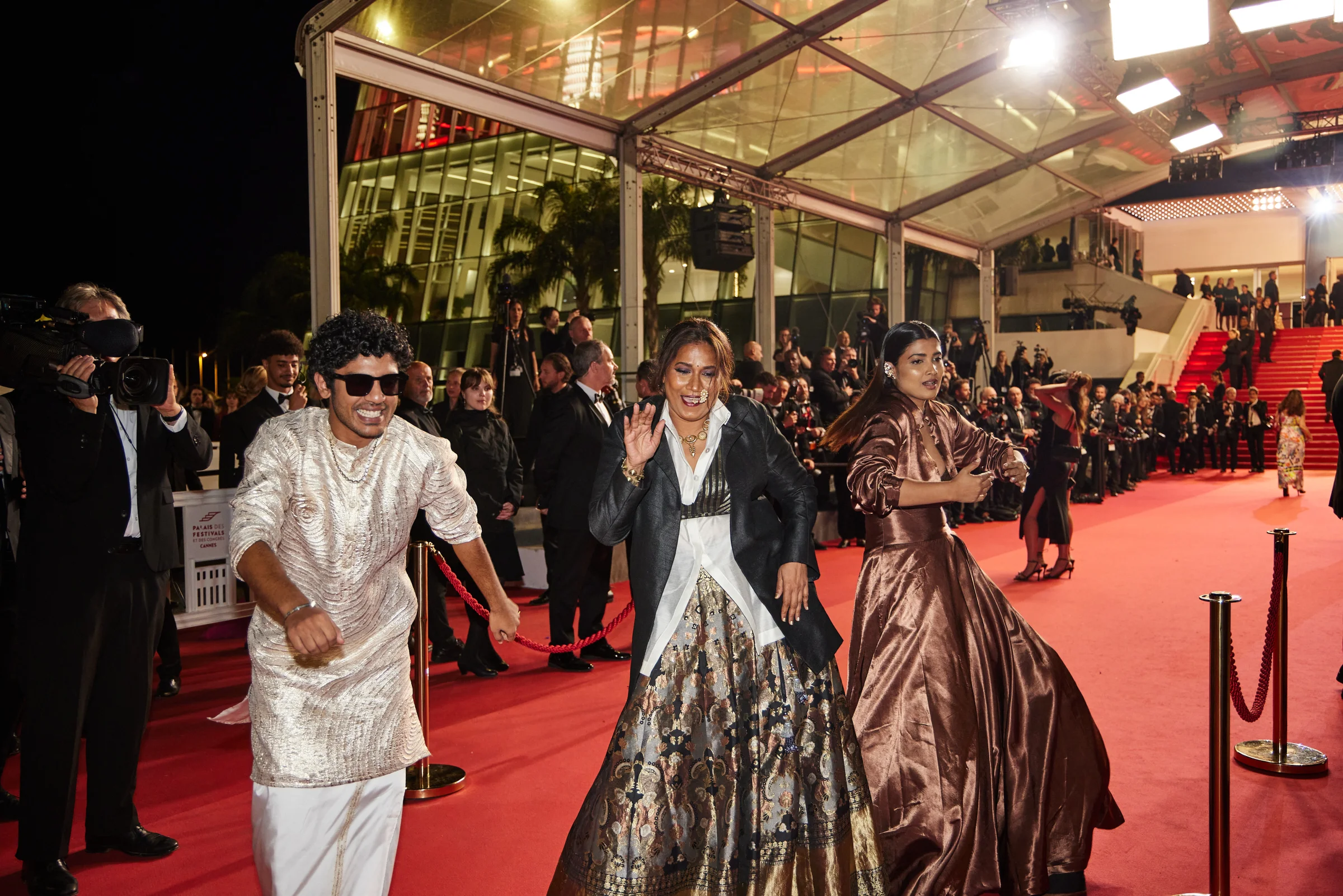 Late Night Arrivals · Croisette